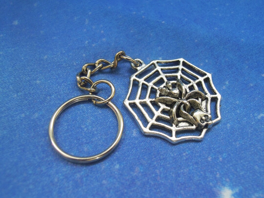 Spider Web Keyring - Spider Keychain - Halloween Keyring - Spooky ...