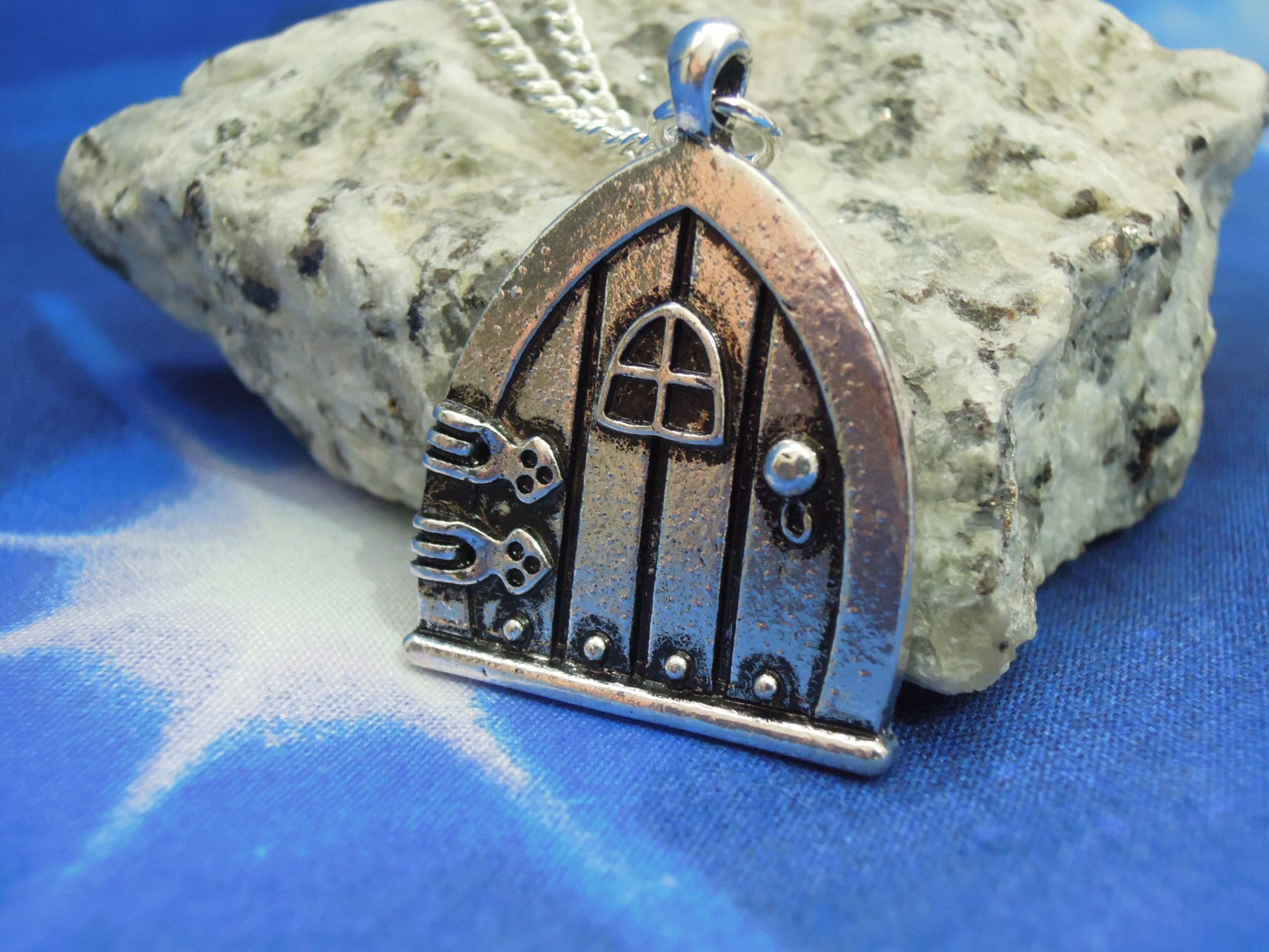 Fairy Door Necklace - Fairy Garden - Fairy Door Pendant & Chain - Cottagecore Aesthetic - Silver Faerie Folk Door - Fairy Tale - Halfling