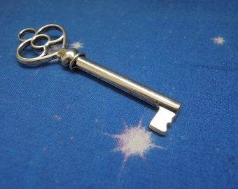 Key - Skeleton Key - Magic Key - Key Magic - Clover Key