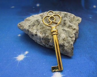 Key - Skeleton Key - Magic Key - Key Magic - Clover Key