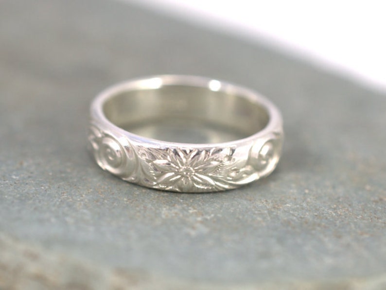 Hawaiian ring, Hawaiian jewelry, Wedding band, Hawaiian flower ring , Wide silver band, Hawaiian pair ring, 925 handmade ring, Solid silver 画像 6