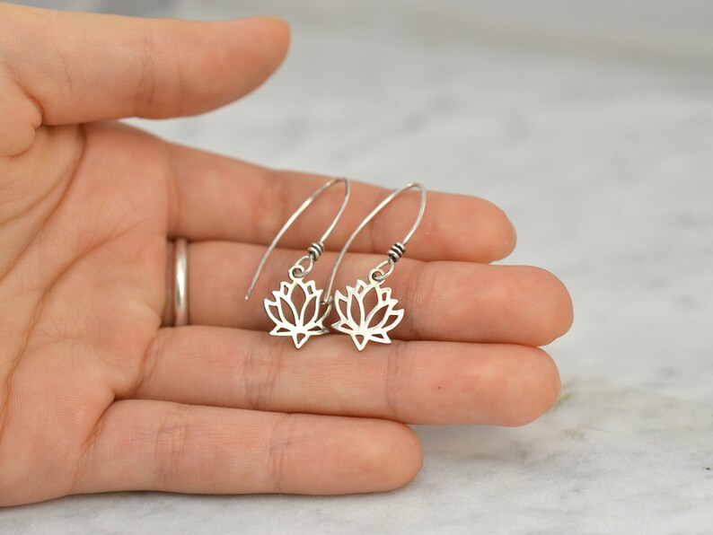 Lotus flower Dangles Mom gift Lotus flower earrings Yoga earrings Wire earrings Wire dangles Lotus flower jewelry Zen gift for her