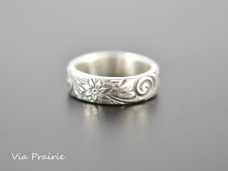 Hawaiian ring, Hawaiian jewelry, Wedding band, Hawaiian flower ring , Wide silver band, Hawaiian pair ring, 925 handmade ring, Solid silver 画像 4