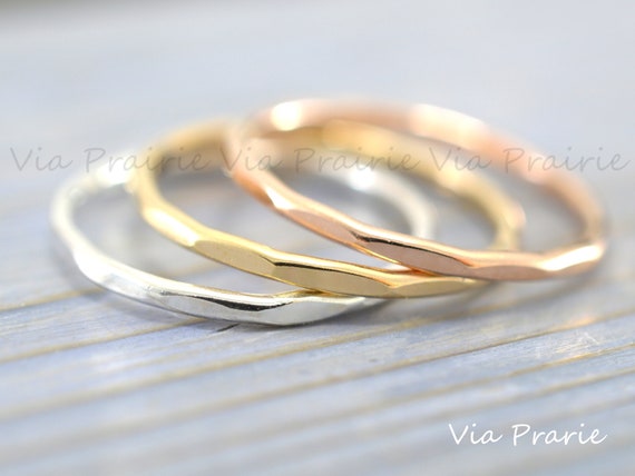 Injusto acortar angustia Anillos delgados tricolores anillo de oro delgado anillo - Etsy España