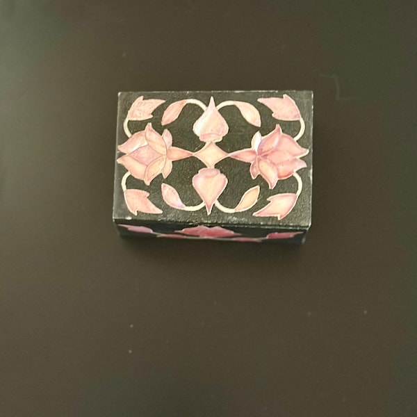 Beautiful Pink Mother Of Pearl Inlay Design Jewelry Box