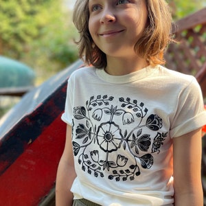 Rosette Métis Floral Bamboo and Organic Cotton Kids T-Shirt image 2