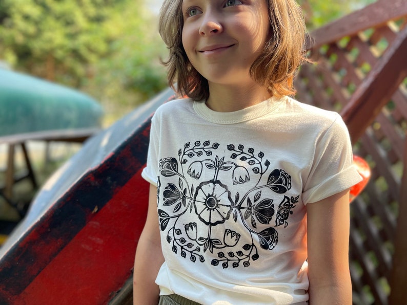 Rosette Métis Floral Bamboo and Organic Cotton Kids T-Shirt image 2