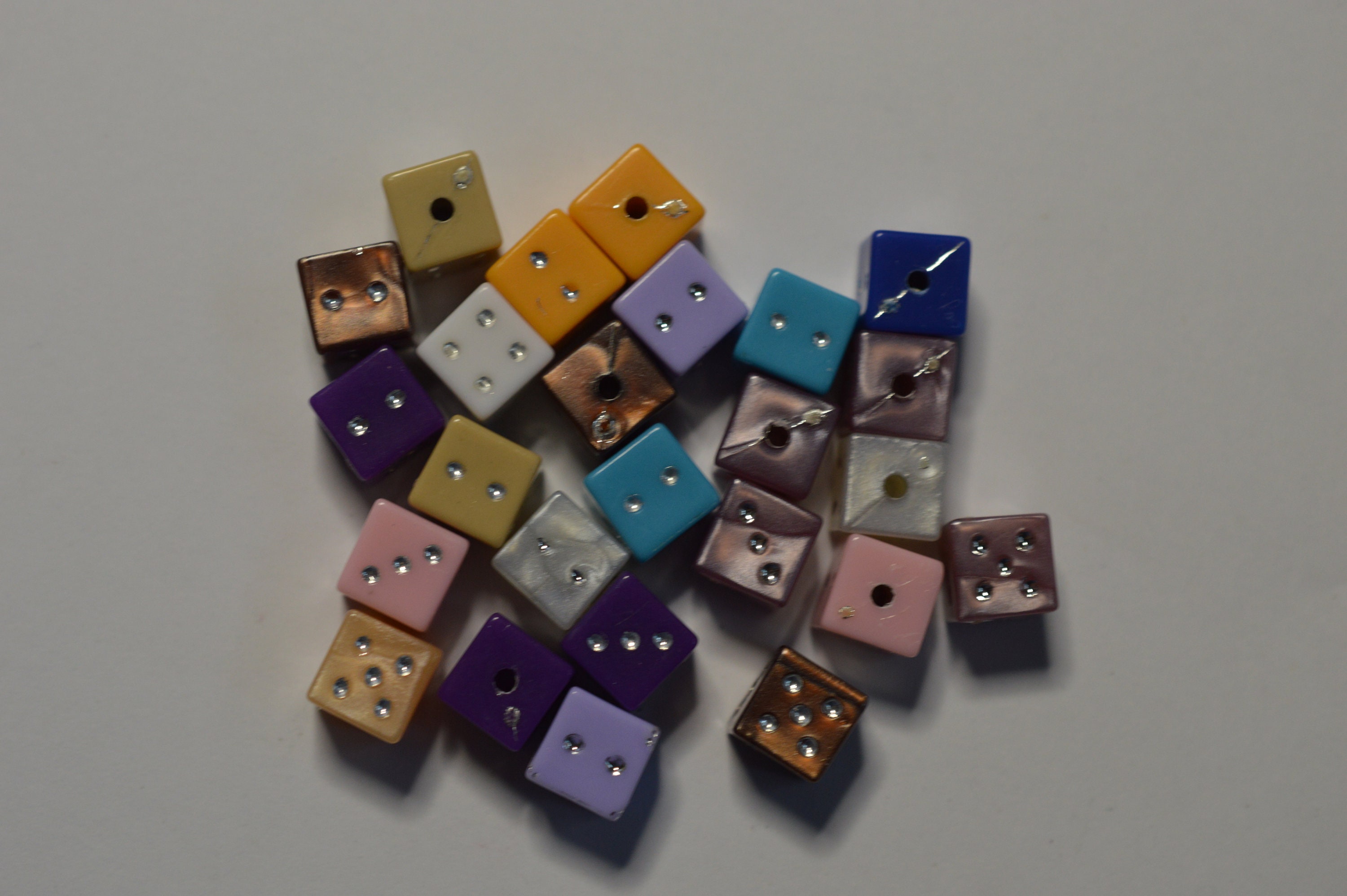 6 or 8mm Random Acrylic Dice Beads 2043908 E1103 Etsy