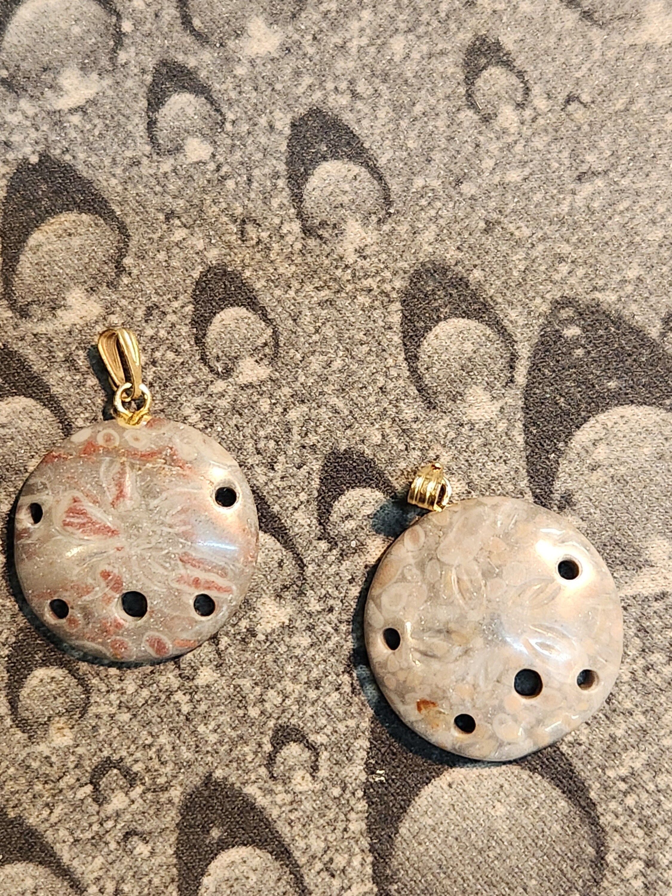 Grey Jasper Sand Dollar Pendants.(1060193)bayd-lp1-2 - Etsy