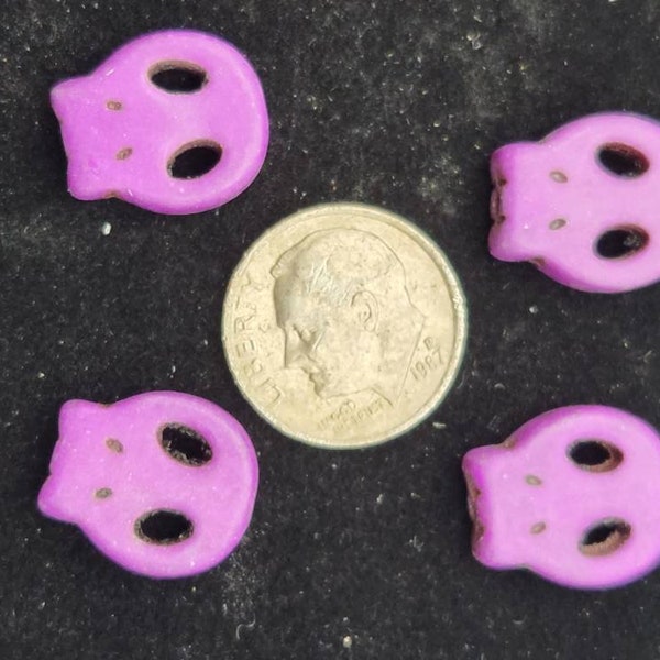 Purple Dyed Magnesite Small Flat Alien Head Shaped Beads, (2040212) MG3-7-02