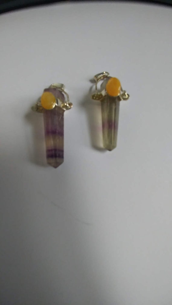 Vintage Fluorite Stone Point Pendant with Peach Moonstone Cabachon. SS Plate Bail (1060456Q)