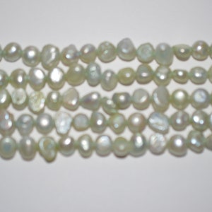 Soft Green Potato Freshwater pearls - approx. 7mm, 15&quot; strand (4000027) BayE-L1-3