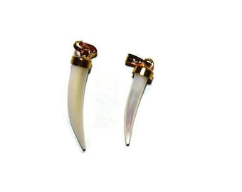 Vintage Mother of Pearl Horn shaped pendants. 2 pc Lot (1060289S - MOP9-3-01)