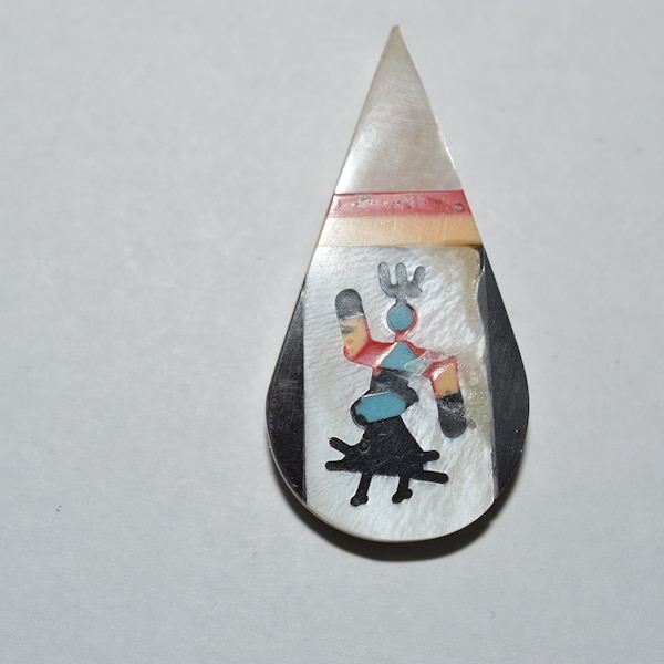 1 Pc - Vintage Zuni Style  Inlaid Native Design Southwest Pendant. 41x20mm - (1060536) BB5-2-01