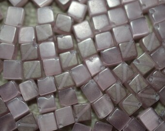 Lt Purple Cat's eye, Fiber Optic Glass 6mm Square shaped beads (2043141) C4-2-02