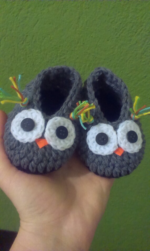 Items similar to Crochet baby boy owl slippers on Etsy