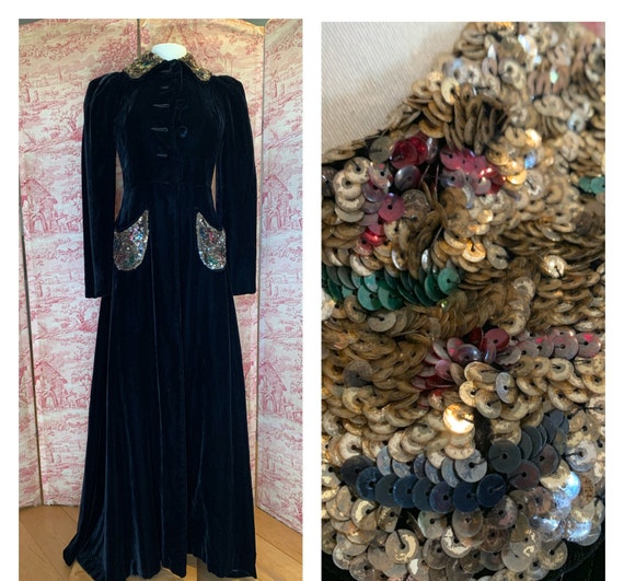 Dazzling beautiful rare 1930s black velvet Edwardi
