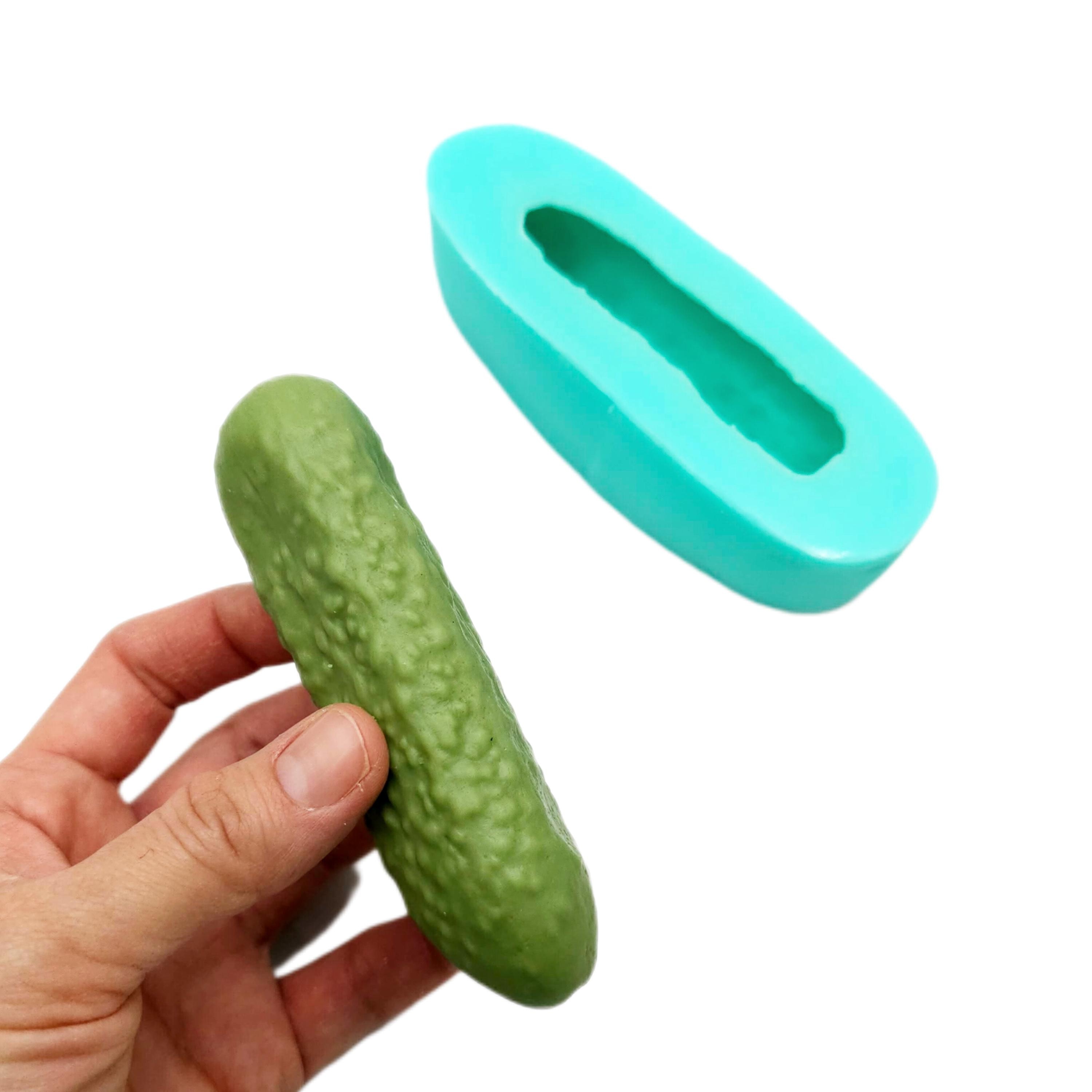 Fondant cucumbers