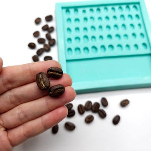 Coffee beans (Real size coffee beans) Silicone mold, realistic coffee beans silicone mold, 50 cavity mold real size bean NC050