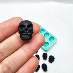 Miniature Skull Silicone Mold - 8 Cavities for Wax, Soap, and Earring Creations Halloween skull mold