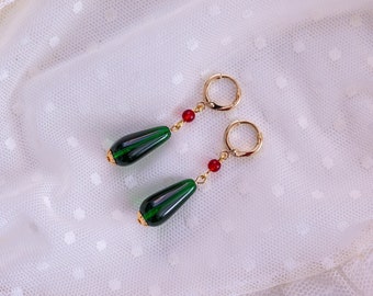 Red and Green Teardrop Dangle Earrings with Gold Hoops. 18th Century, Georgian, Regency, 19th Century, Victorian, Historical Reproduction.