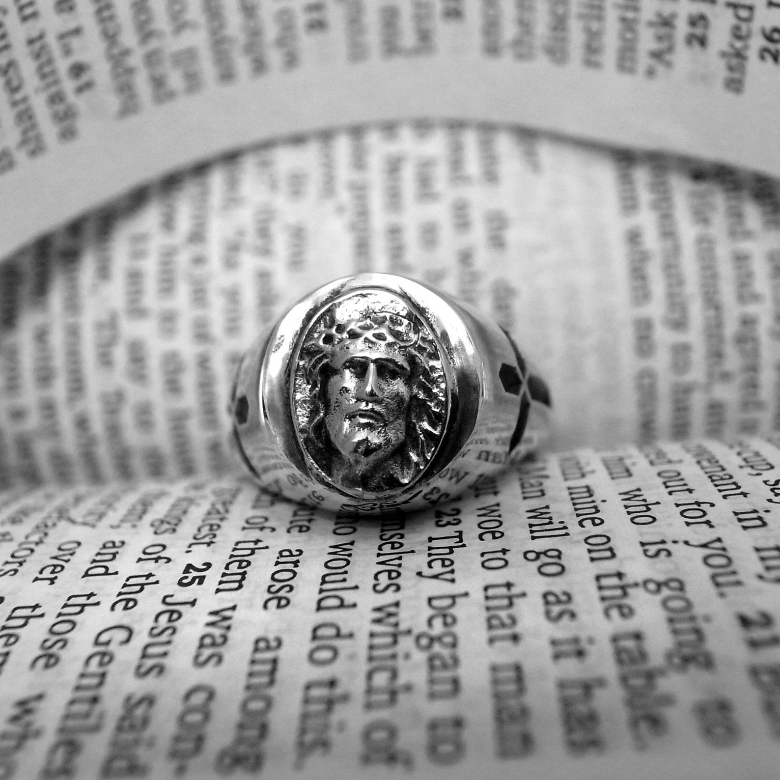 925 Sterling silver Jesus Ring / silver christian ring / Etsy