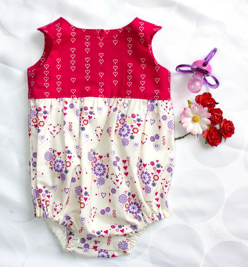 Playsuit Hearts ROMPER NEWBORN Purple Flowers Red Baby PREEMIE All in One Bodysuit Size 00000