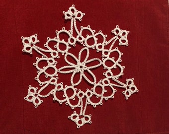 Tatted Lace Snowflake #24, Christmas Tree Decoration, Lace Ornament, White Lace Decoration, Thirteenth Anniversary Gift