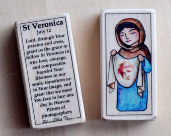 St Veronica Patron Saint Block with gift bag // Patron of Photographers // Catholic Toys by AlmondRod Toys