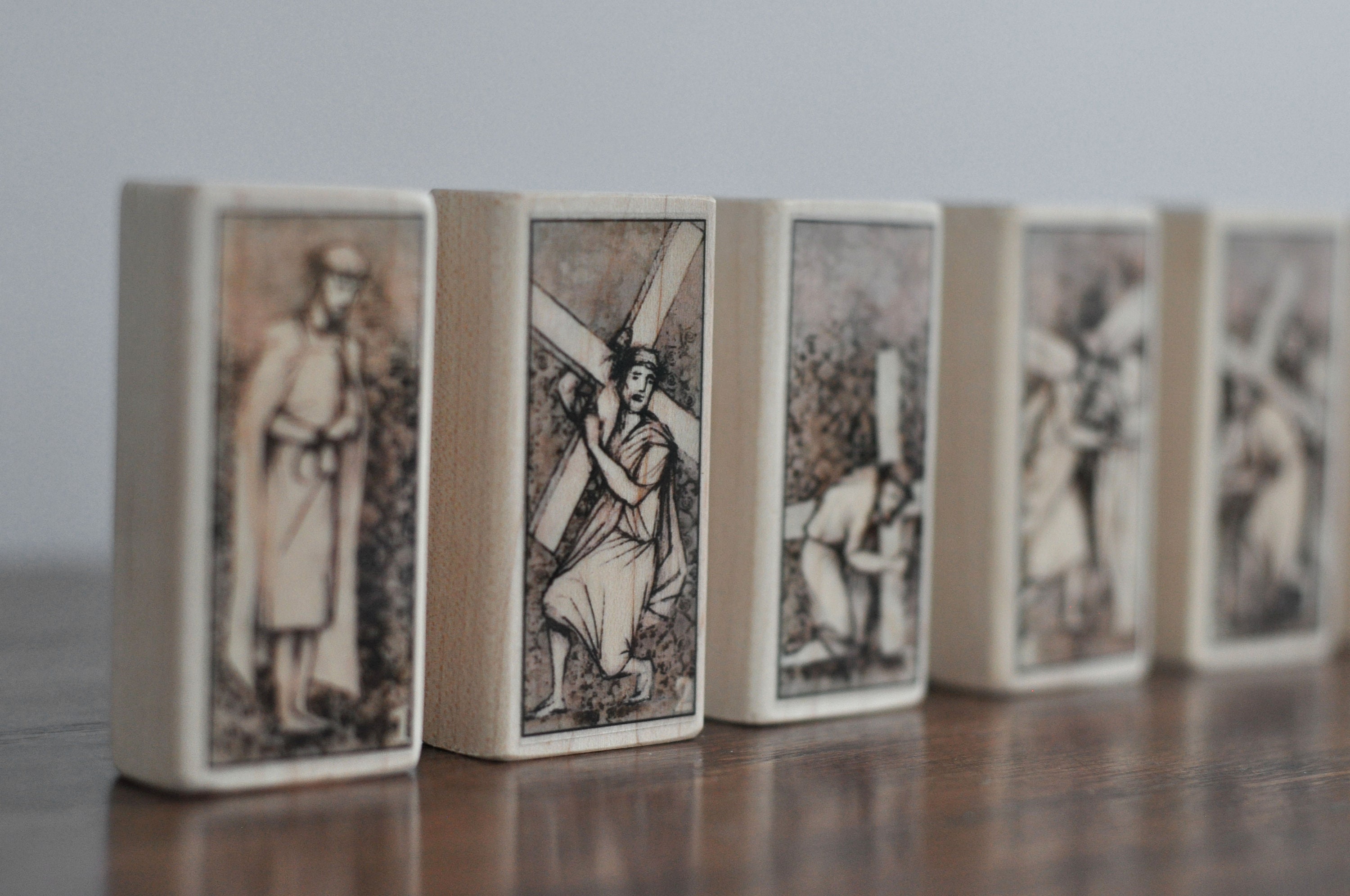 14 Stations of the Cross Blocks With Gift Bag / Prayers by St