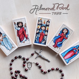 Glorious Mysteries / 5 Rosary Blocks / Prayers by St Louis de Montfort / Original artwork by AlmondRod Toys