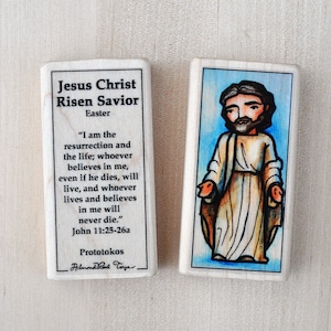 Blessed Virgin Mary and Jesus Christ Saint Block Set // 2 blocks: Mary and Jesus Risen // Catholic Toys by AlmondRod Toys image 3