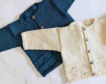 Patrón de tejido de cárdigan para bebés y niños pequeños - Chatsworth Box Cardigan - PDF - Descarga digital