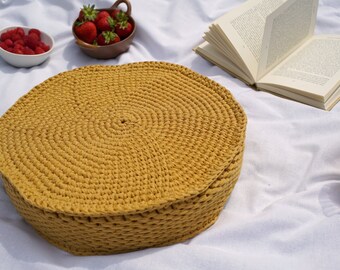 Crochet Pattern - Ribbon yarn cushion - Introduction to Tunisian Crochet