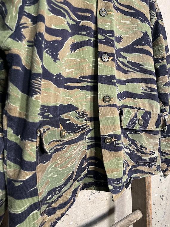 Winchester ‘70s Tiger Stripe Camo Jacket - image 5