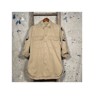 WWII &#39;40s Khaki Shirt Army Patches