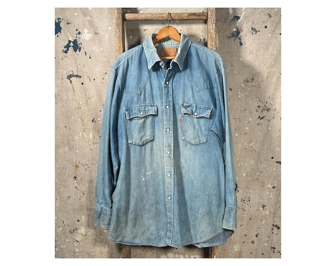 1970s Levi's Denim Shirt Orange tab XL