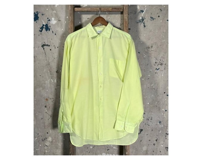 Green Manhattan 1940s Button Down Shirt