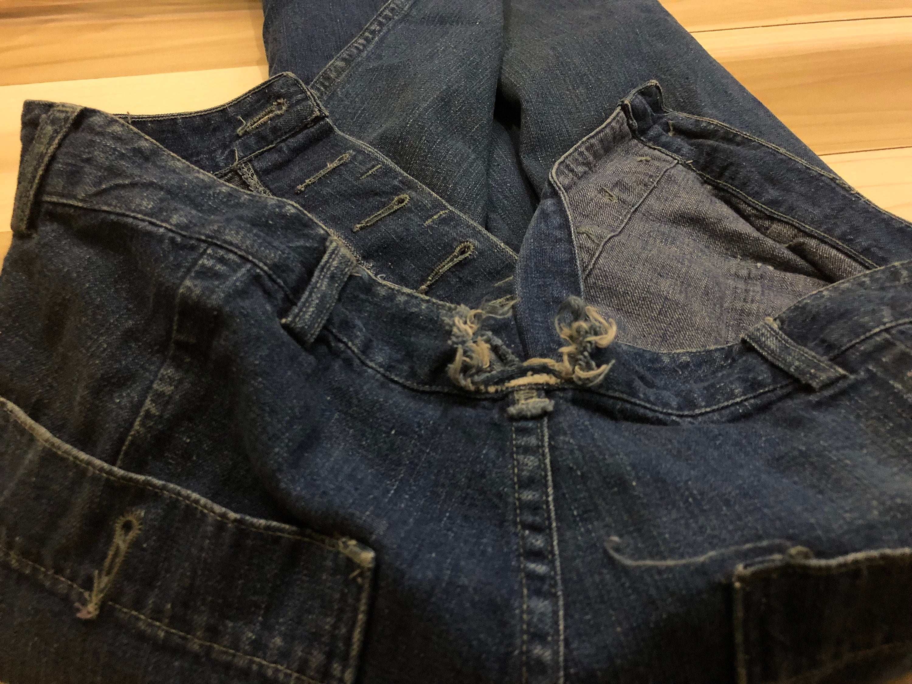 1940s USN Dungarees WWII Denim Trousers Stencil 28 Waist - Etsy 1940s USN Dungarees WWII Denim Trousers Stencil 28 Waist - Etsy