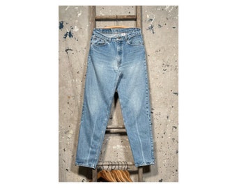 Levi's 550 Jeans 32 Waist 1990s