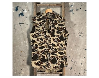 Sleeveless 1980s Duck Camo Chamois Shirt