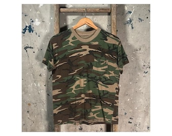 Paper thin '80s Camo Pocket tee
