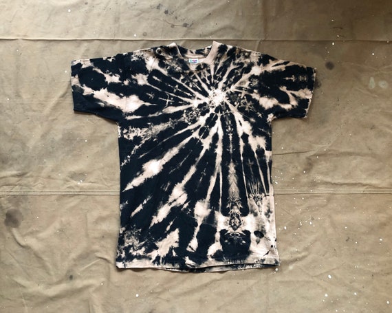90s Black Tie Dye Single Stitch