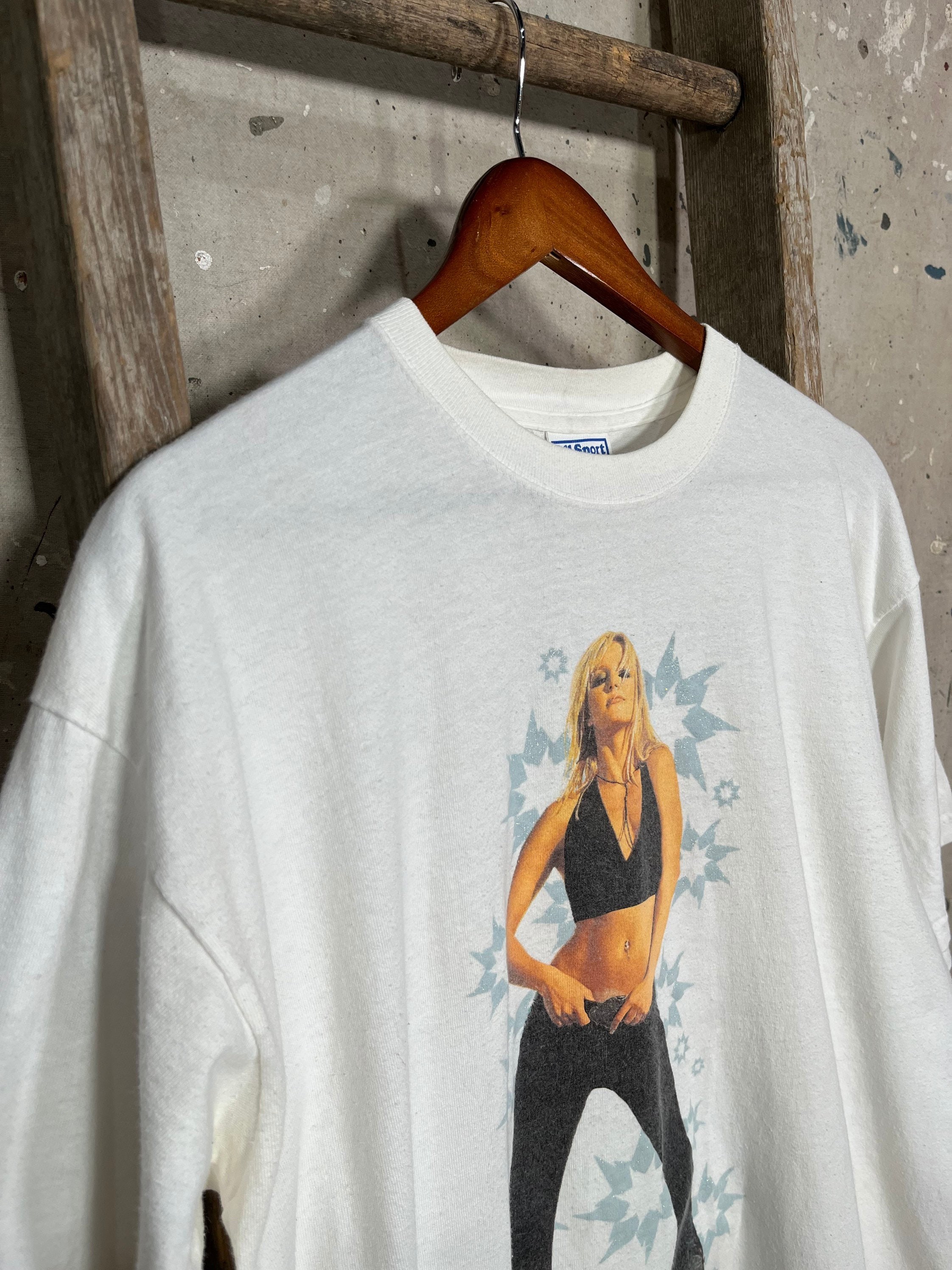 2002オリジナル Britney Spears Tour Tシャツ AAAタグ il_fullxfull.4803658644_qe9o.jpg