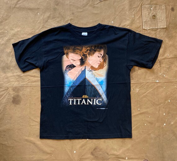 90s Titanic James Cameron Movie Promo T shirt