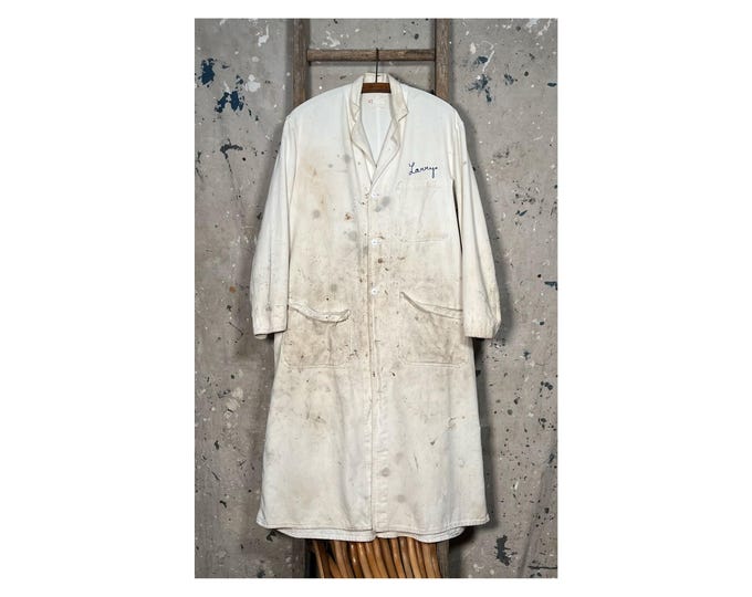 1940s / 50s Shop Coat Embroidered