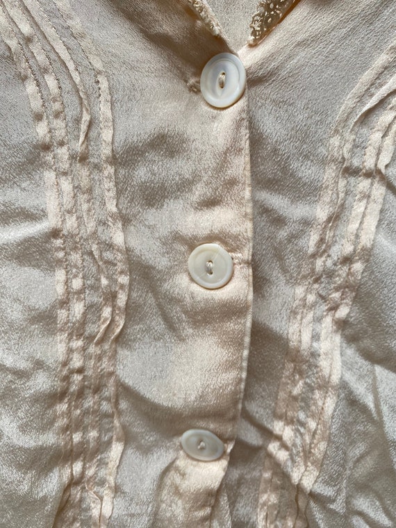Early Antique Tissue Silk blouse - image 5