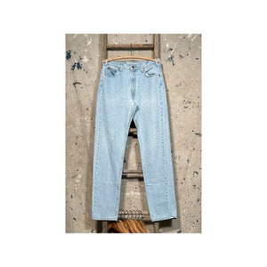 1990s Levi&#39;s 505 Jeans 32 Waist