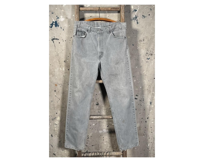 1980s Levi's 505 Jeans Made in USA 34 Waist