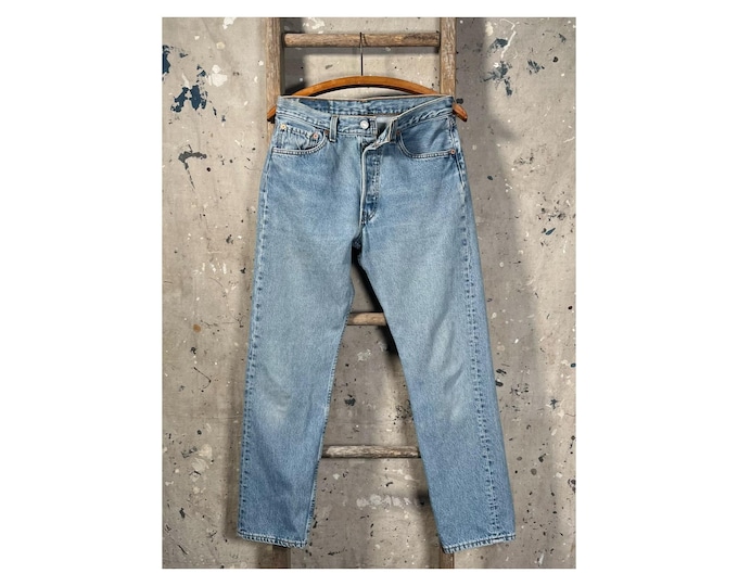 1980s Levi's 501 Jeans Made in USA 28 waist